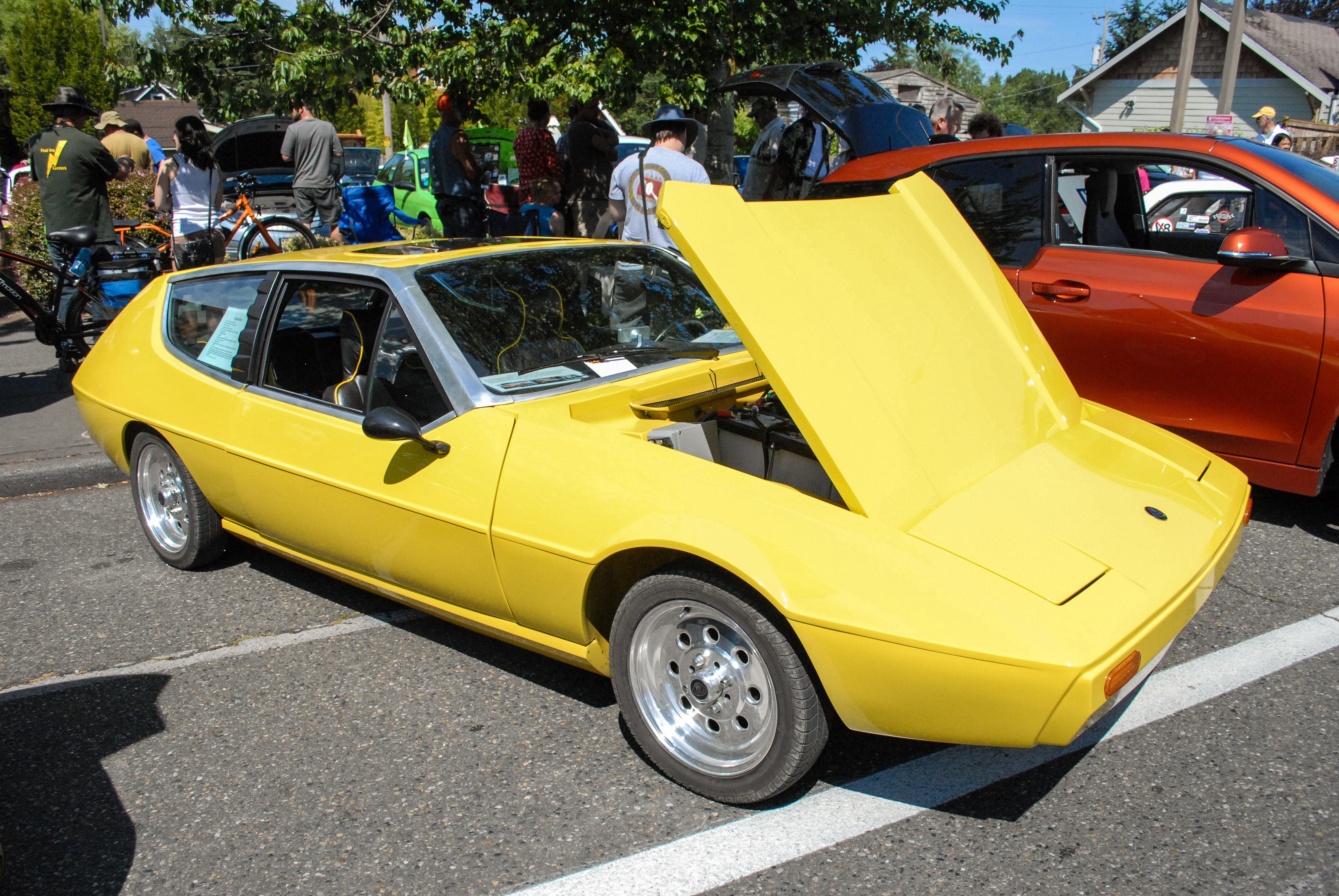 Electric Lotus. Greenwood Car Show 2015.<br />06/27/2015 @ 11:08<br />Camera: NIKON D200<br />Lens: 18.0-55.0 mm f/3.5-5.6