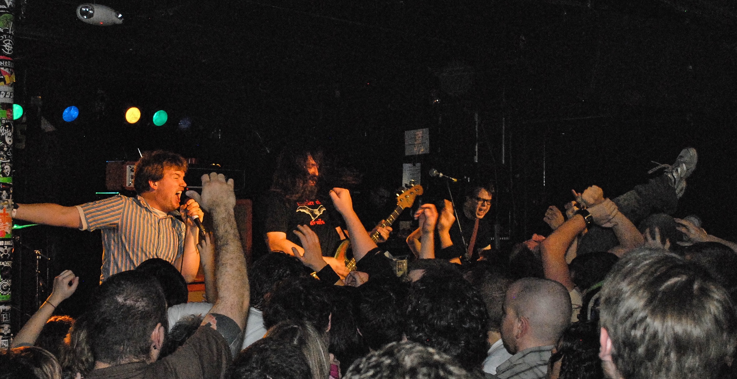 Kane Hodder @ El Corazon. 12-19-09.<br />Camera: NIKON D200<br />Lens: AF-S DX VR Zoom-Nikkor 18-55mm f/3.5-5.6G