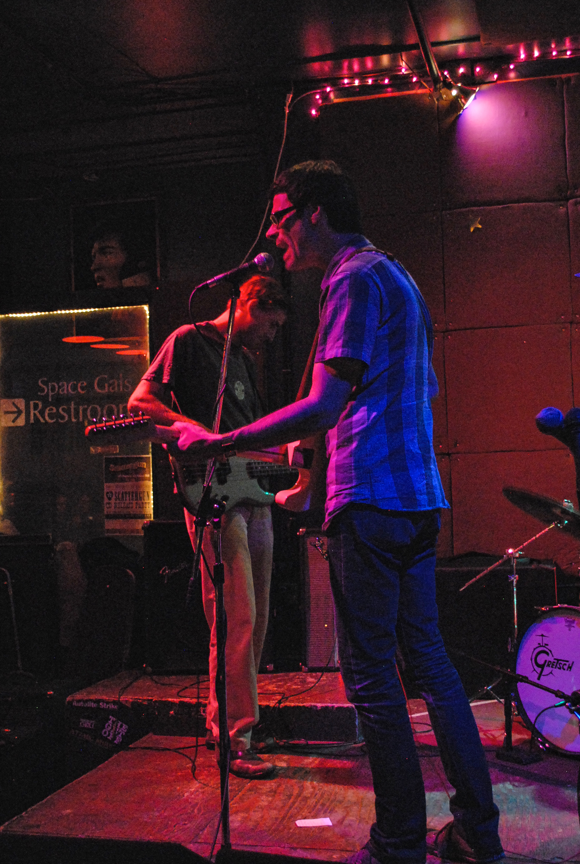 Treasure State @ The Mars Bar. 6-9-10.<br />07/09/2010 @ 21:31<br />Camera: NIKON D200<br />Lens: AF-S DX VR Zoom-Nikkor 18-55mm f/3.5-5.6G