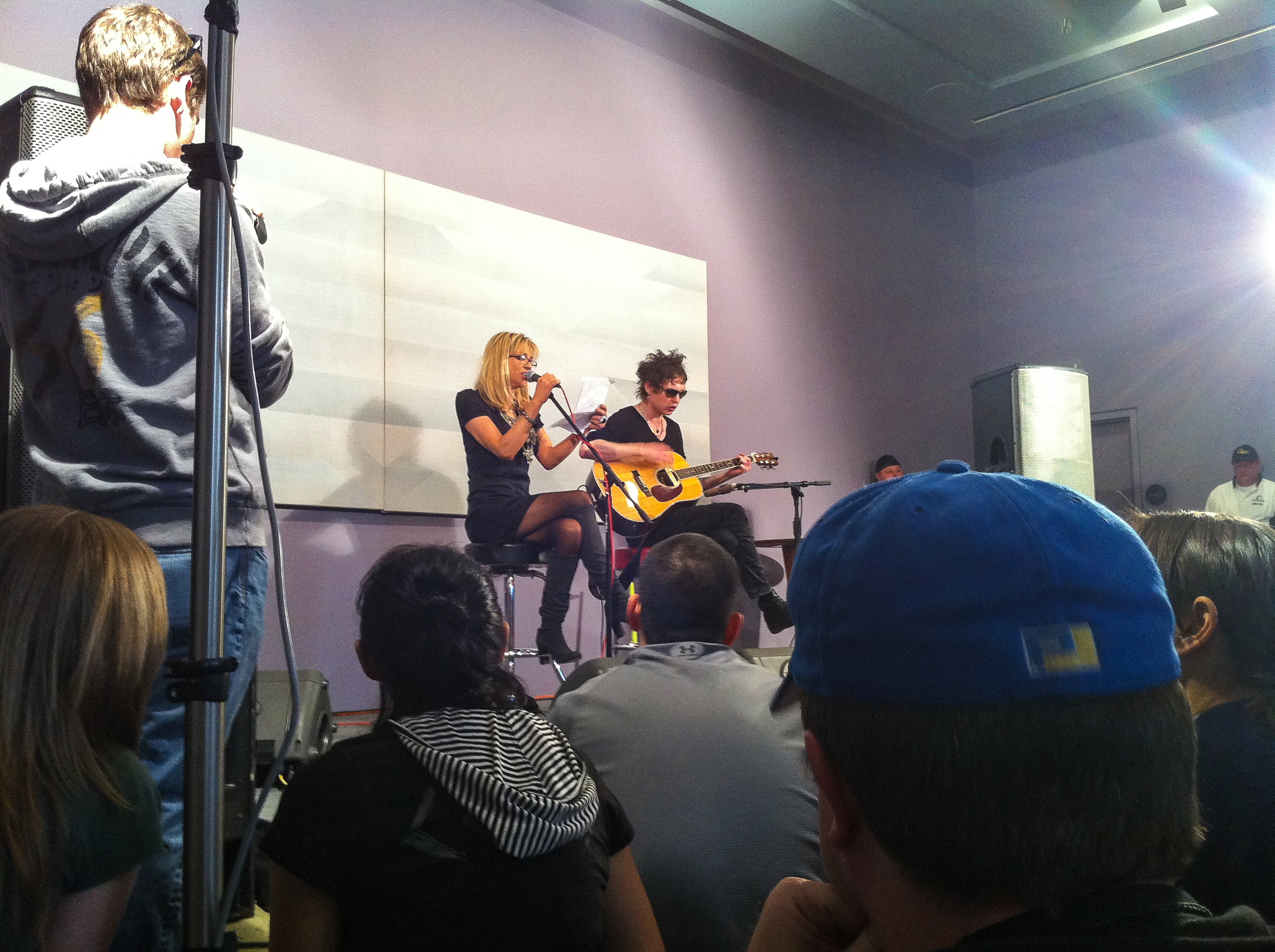 Courtney Love @ Bumbershoot (press conference). 9-5-10.<br />09/05/2010 @ 17:15<br />Camera: iPhone