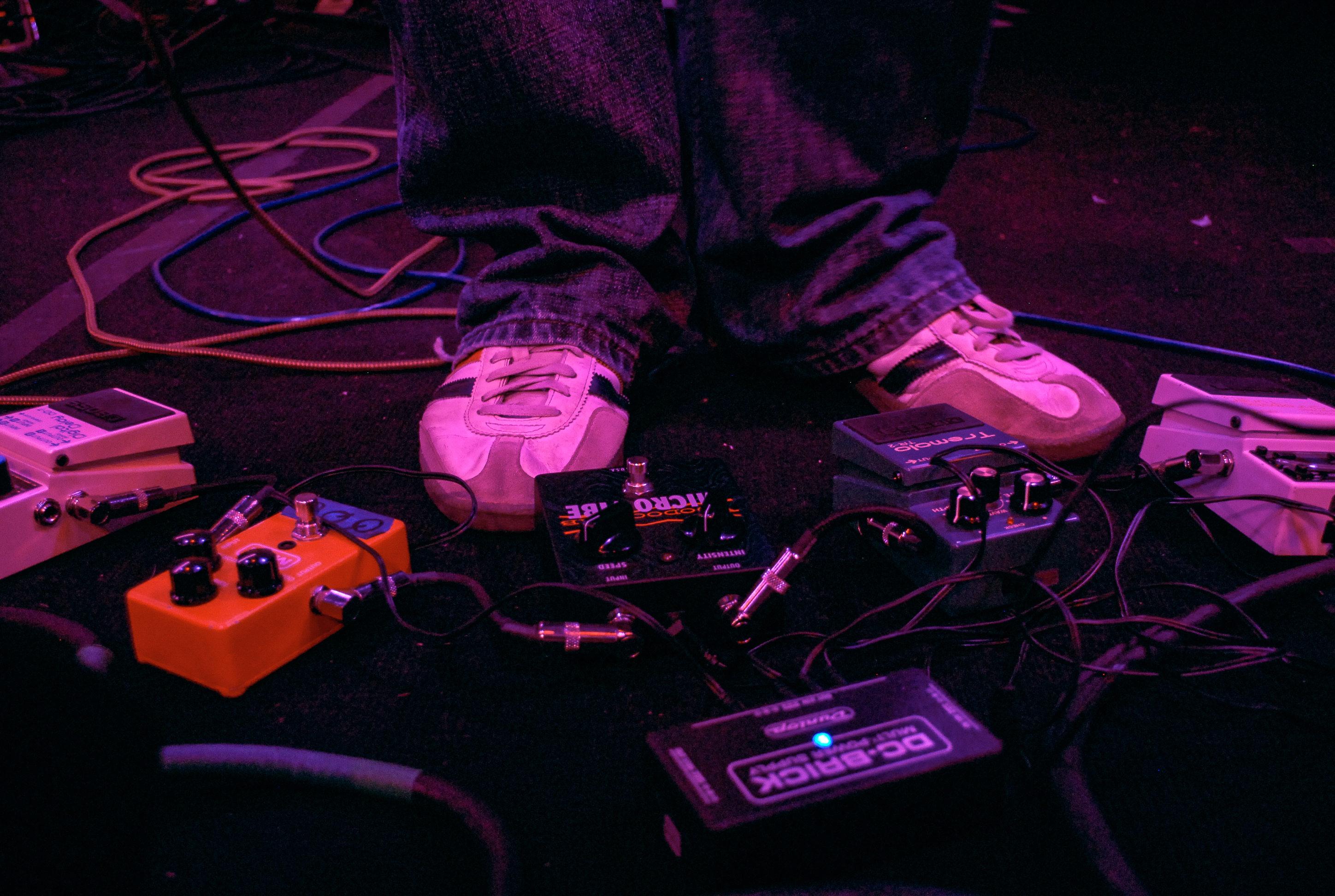 Polvo @ The (new) Crocodile. 10-6-09.<br />10/06/2009 @ 23:57<br />Camera: NIKON D200<br />Lens: AF-S DX VR Zoom-Nikkor 18-55mm f/3.5-5.6G