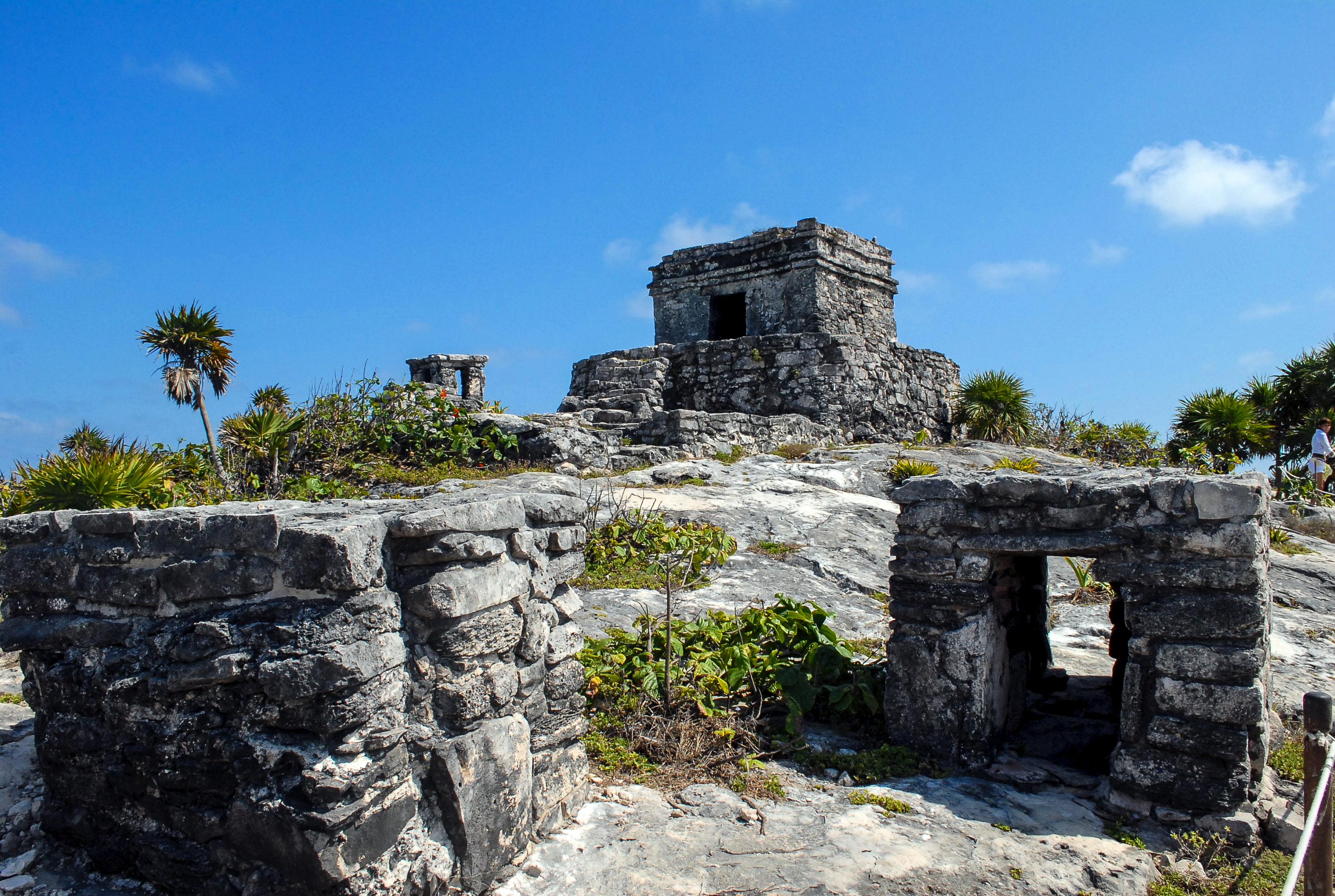 Tulum, Mexico. 2011.<br />04/07/2011 @ 13:17<br />Camera: NIKON D200<br />Lens: AF-S DX VR Zoom-Nikkor 18-55mm f/3.5-5.6G