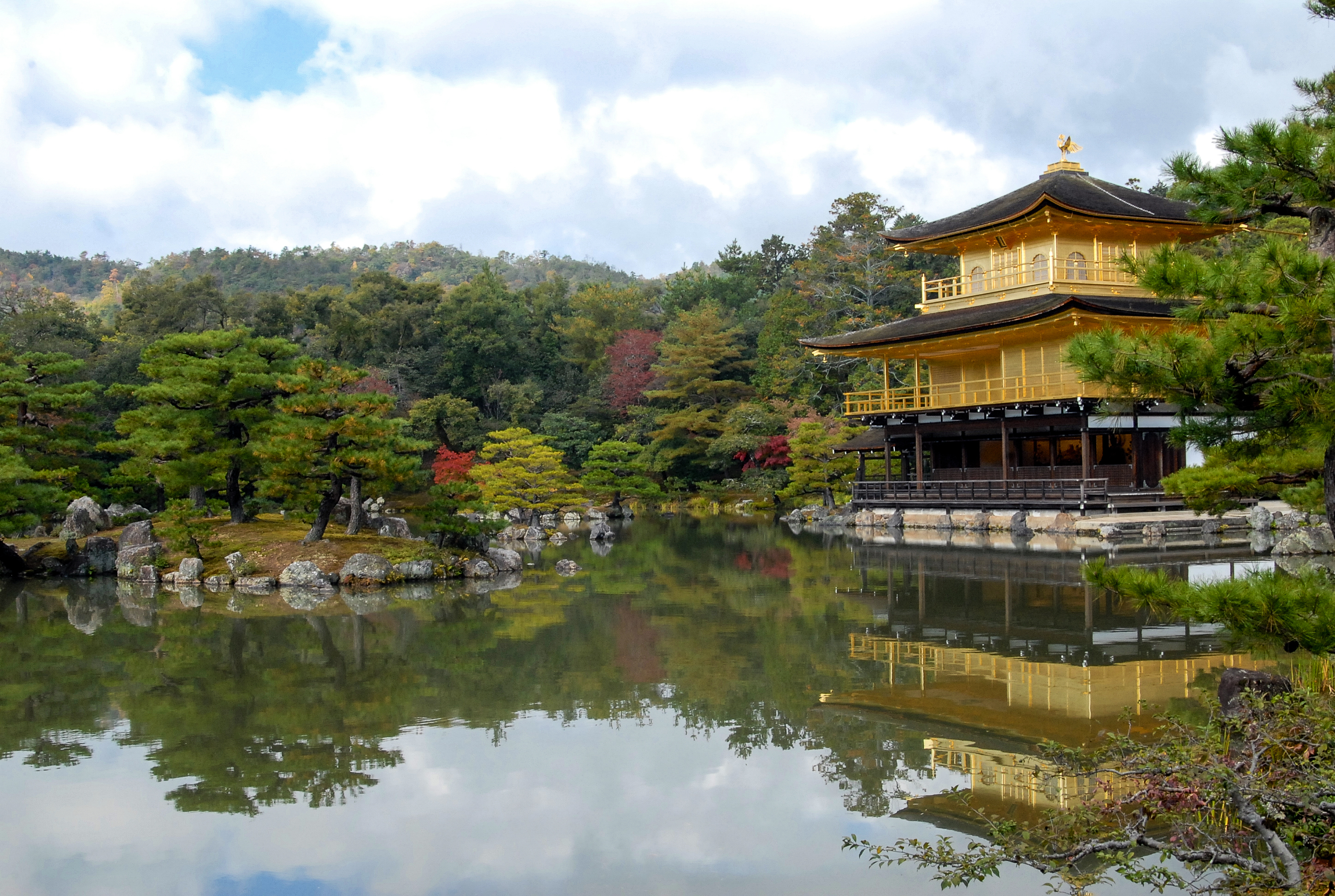 Japan. 2012.<br />11/15/2012 @ 18:41<br />Camera: NIKON D200<br />Lens: Tamron SP AF 28-75mm f/2.8 XR Di LD Aspherical (IF) Macro (A09)